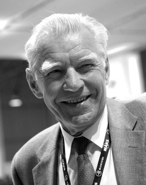🇷🇺 The creator of the Su-25 fighter and the first chief designer of the SSJ-100, Yuri Ivashechkin, has died, reports UAC.