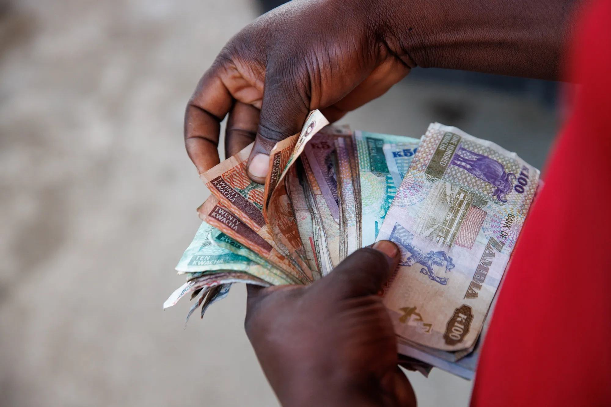 🇿🇲 The Zambia kwacha has surged to become the world’s best‑performing currency against the US dollar