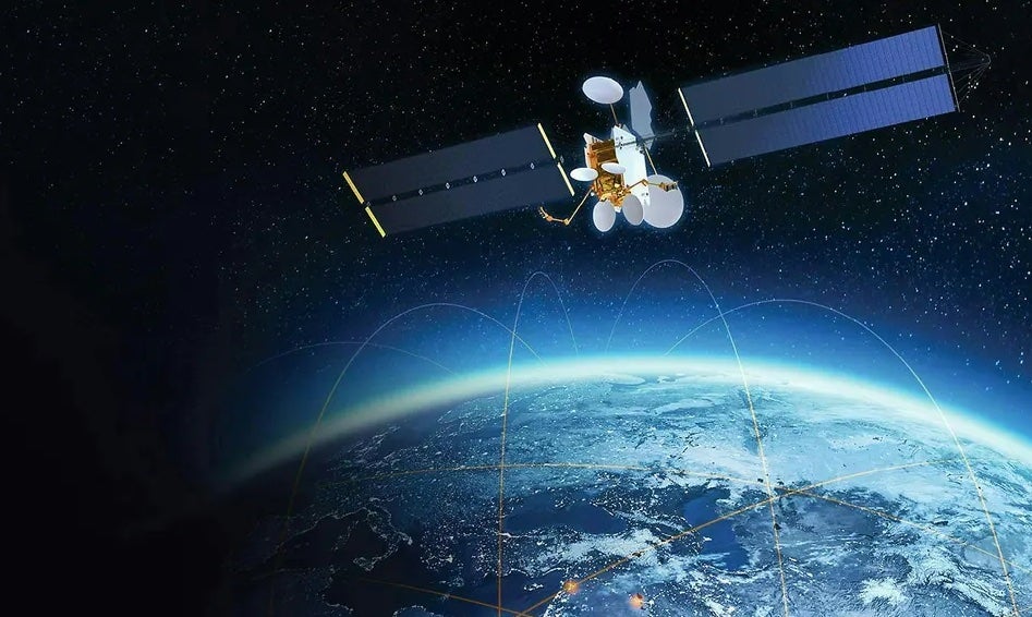 🇴🇲 Oman selects Airbus for reconfigurable OmanSat-1