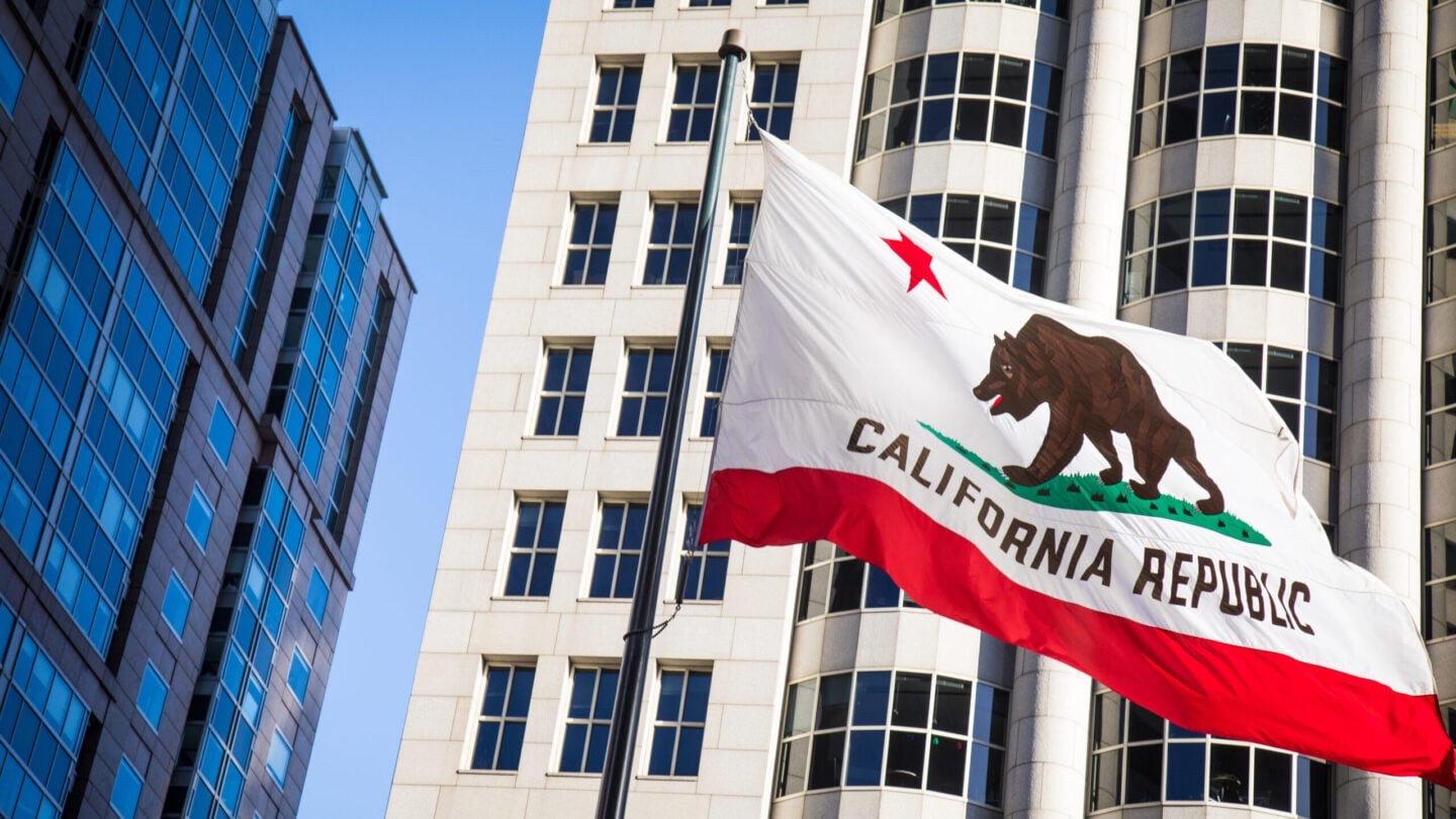 🇺🇸 California Moves Toward Requiring Major Companies to Disclose Historical Ties to Slavery