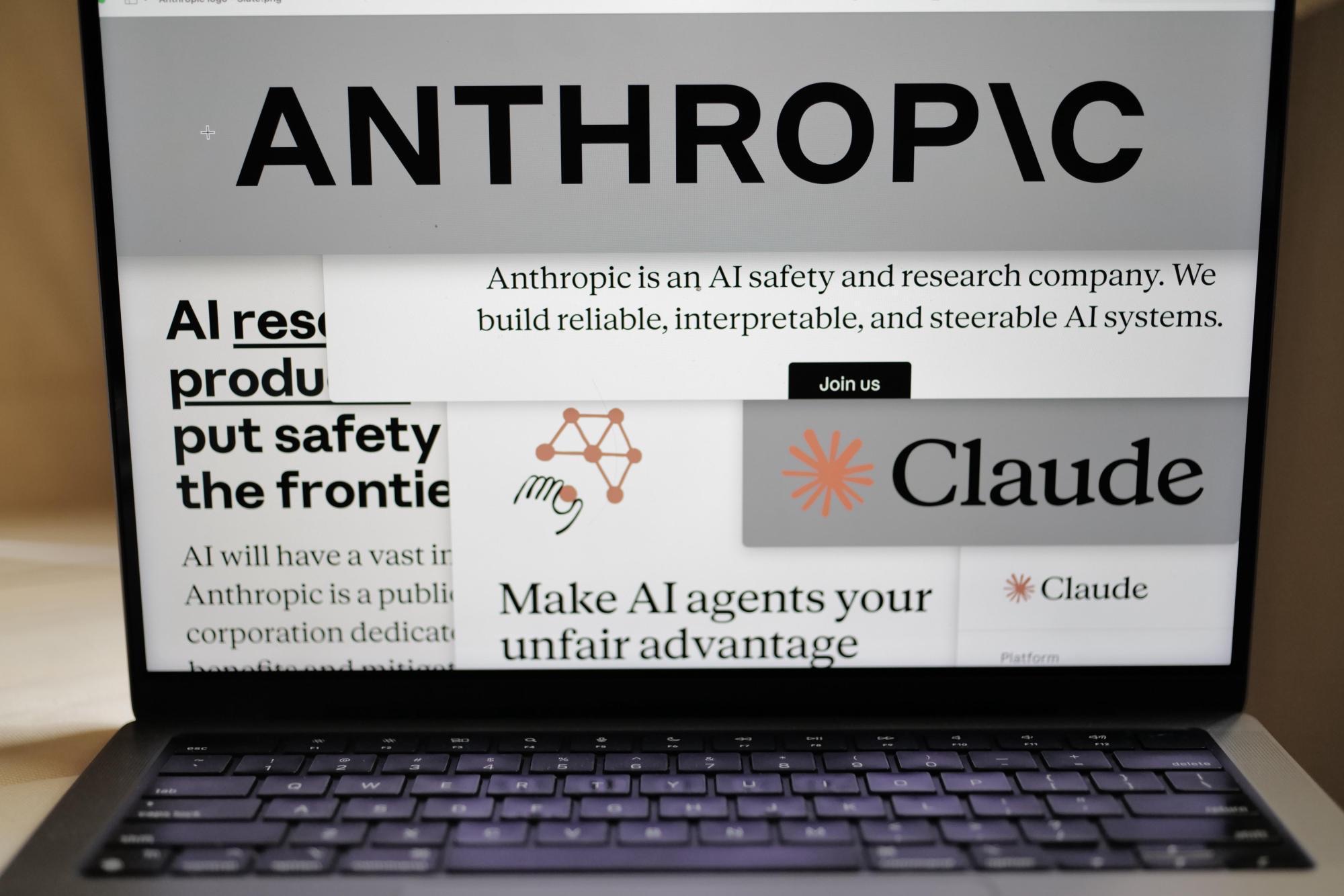 Former Anthropic Researcher Warns AI Race Could Put Humanity at Risk